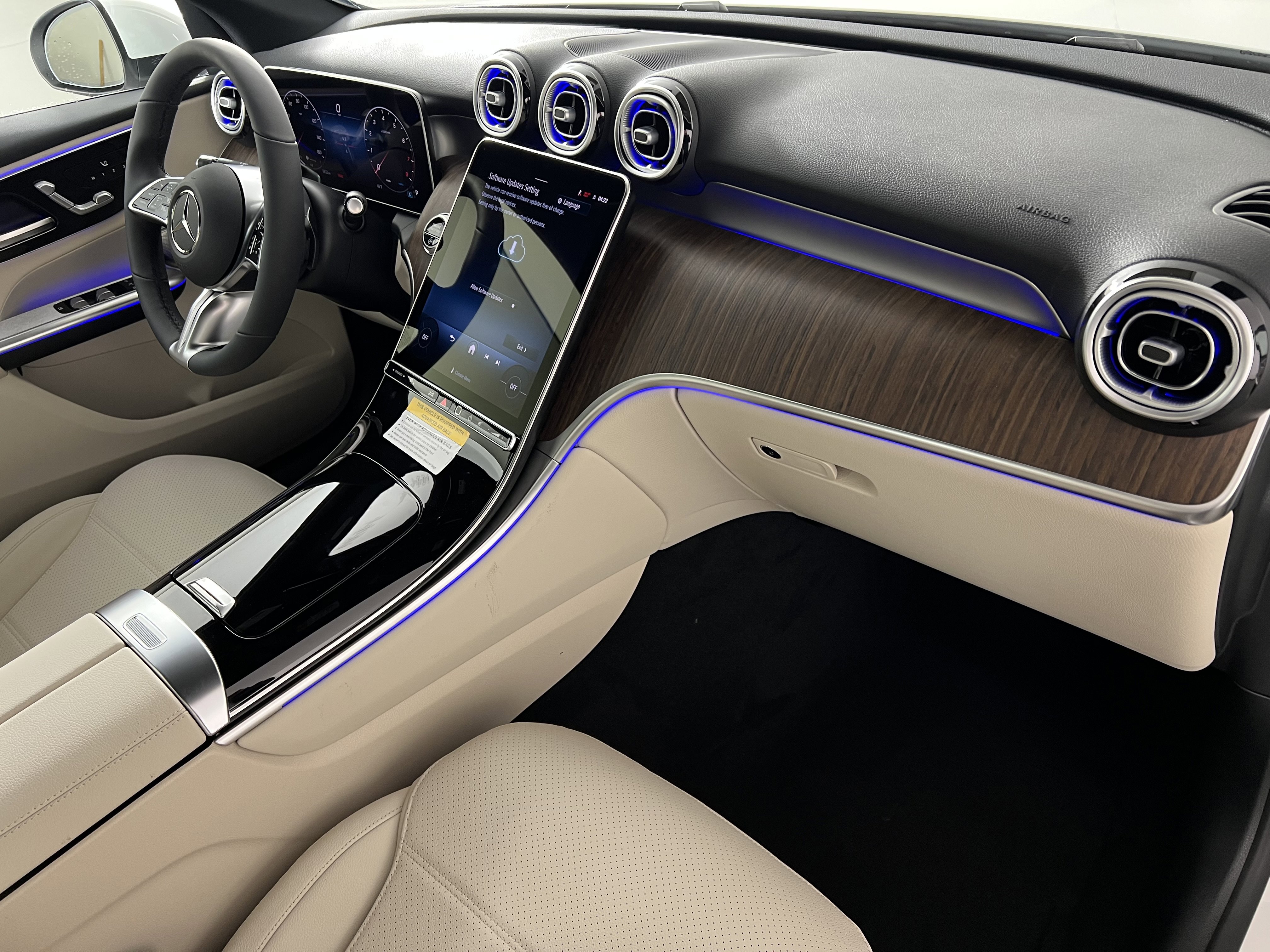 New 2026 Mercedes-Benz GLC 300 4MATIC image 25