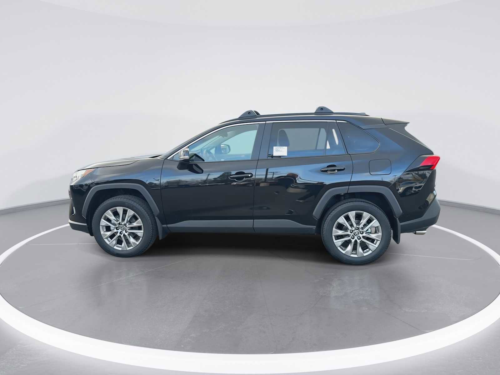 New 2025 Toyota RAV4 XLE Premium image 5