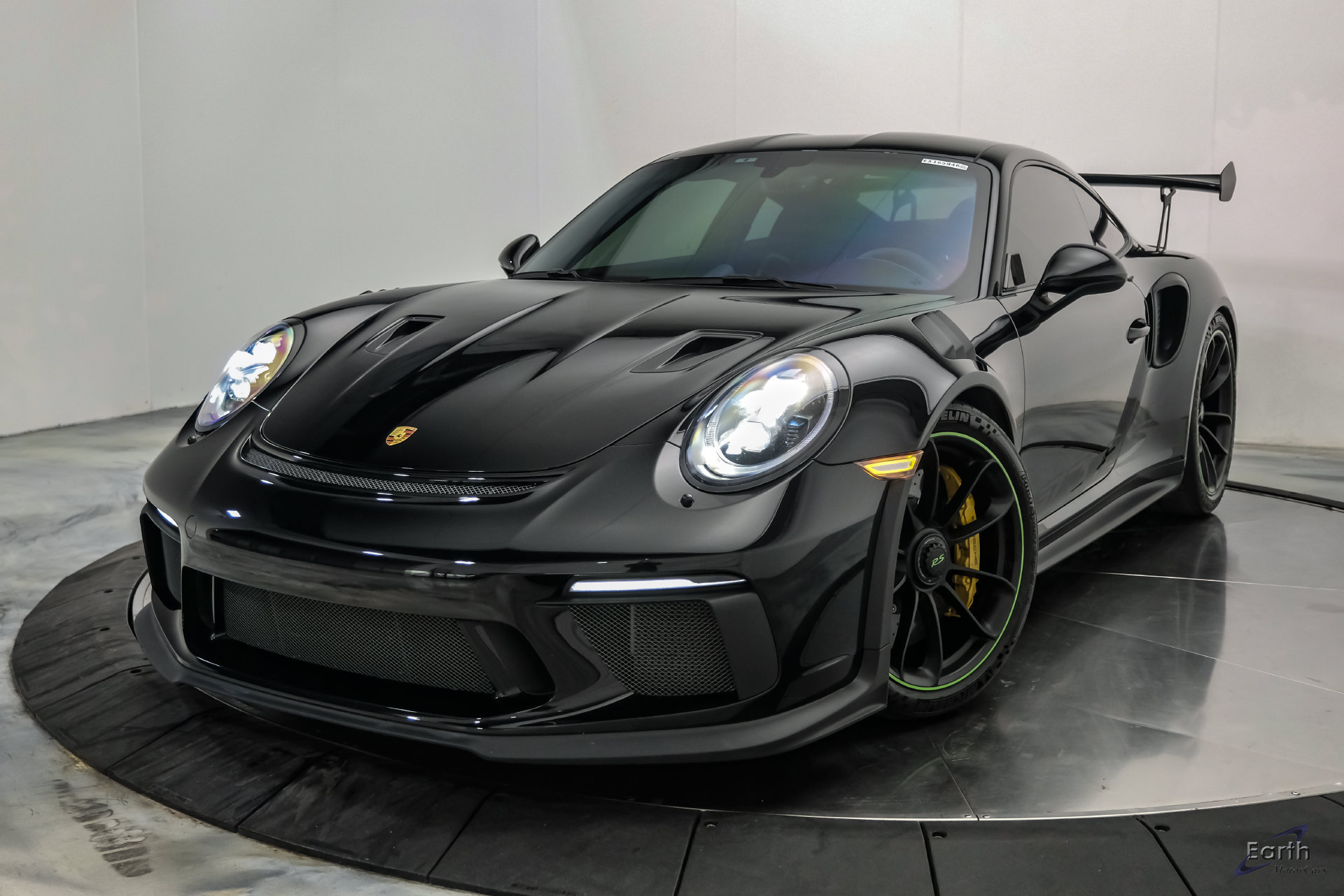 Used 2019 Porsche 911 GT3 RS RWD image 4