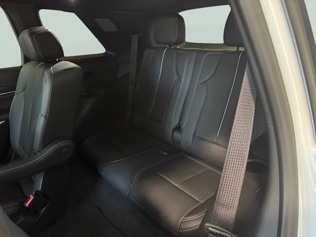 New 2026 Cadillac Vistiq Sport AWD/4WD image 12