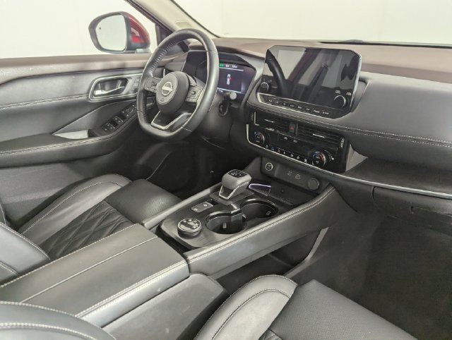 Used 2022 Nissan Rogue Platinum AWD/4WD image 23