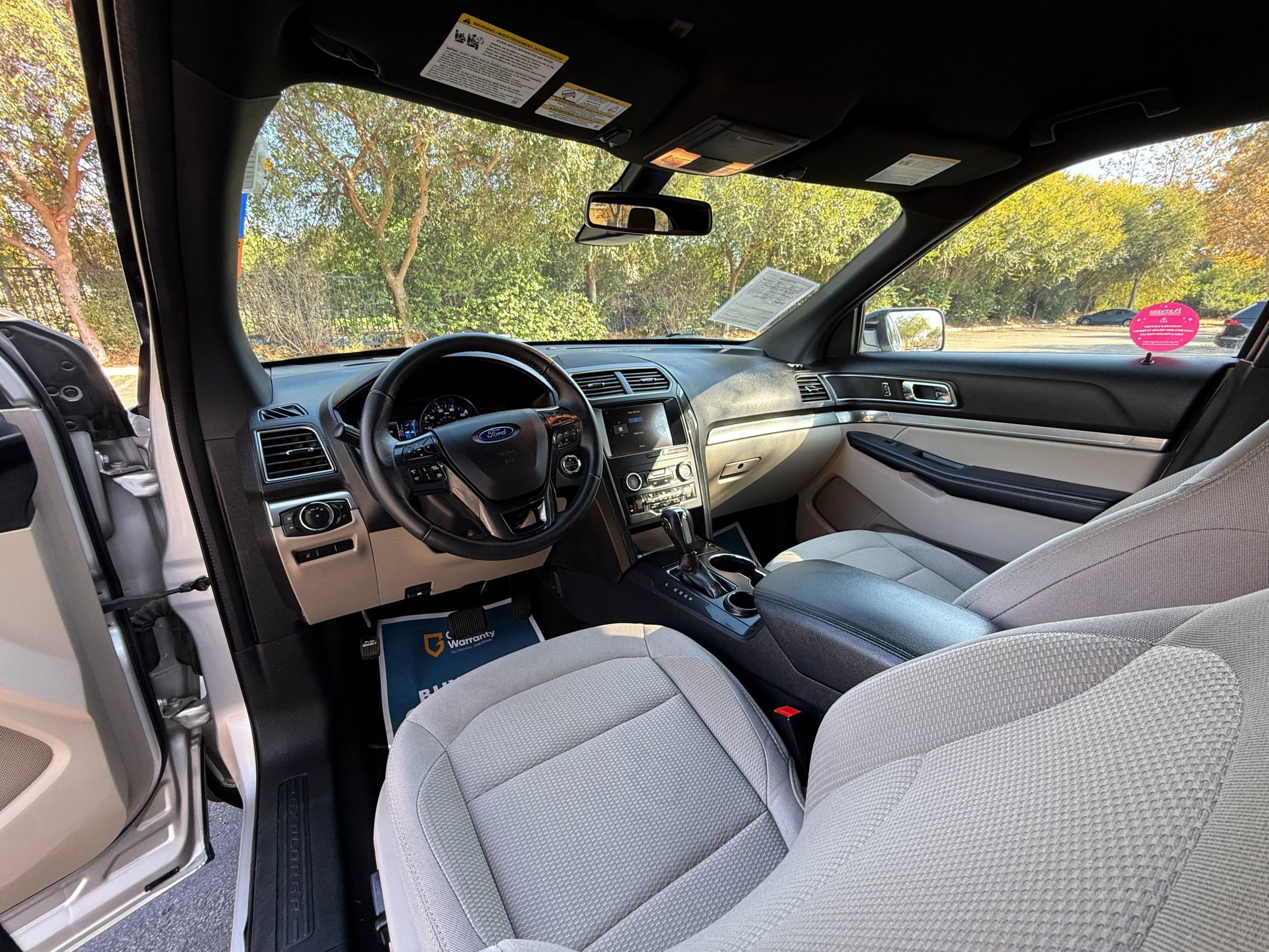 Used 2019 Ford Explorer XLT w/ Equipment Group 201A image 27