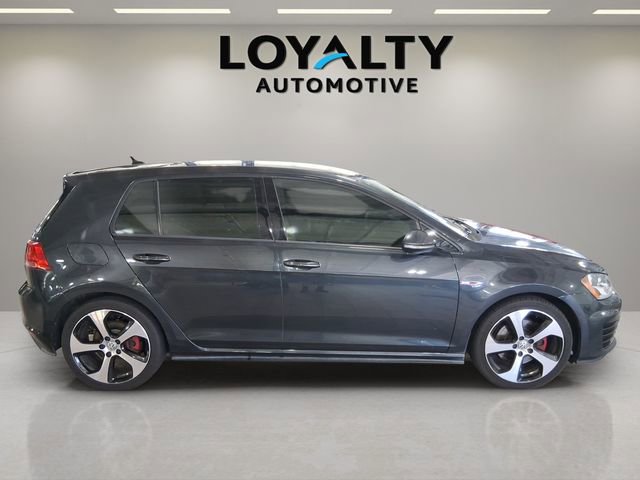 Used 2016 Volkswagen Golf 4-Door image 6