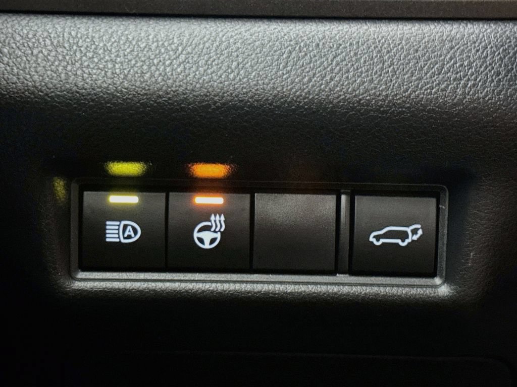 Used 2024 Toyota Grand Highlander AWD image 11