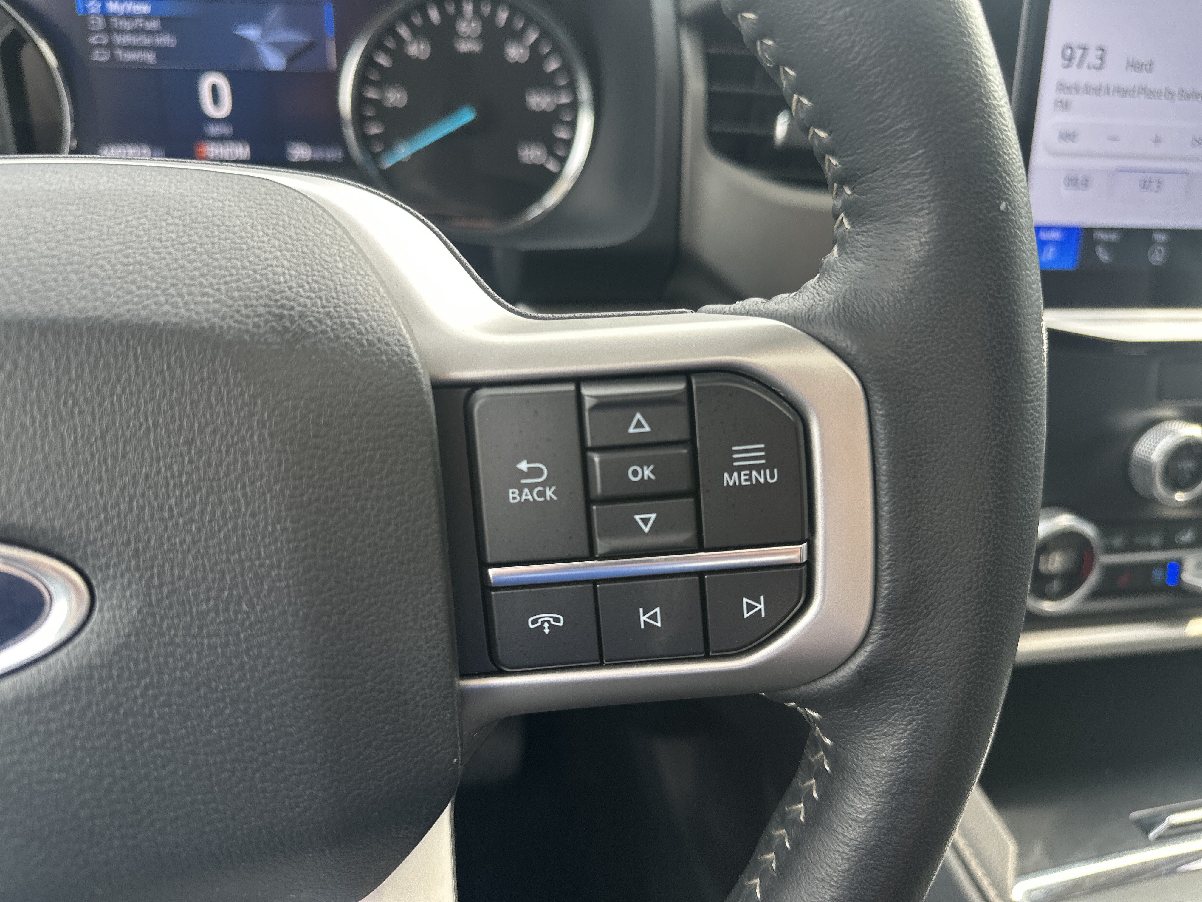 Used 2023 Ford Expedition XLT AWD/4WD image 22