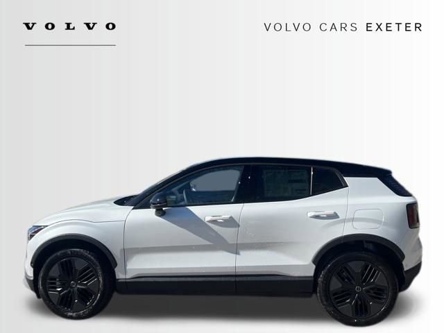 New 2026 Volvo EX30 Cross Country Ultra w/ Protection Package Premier AWD/4WD image 4
