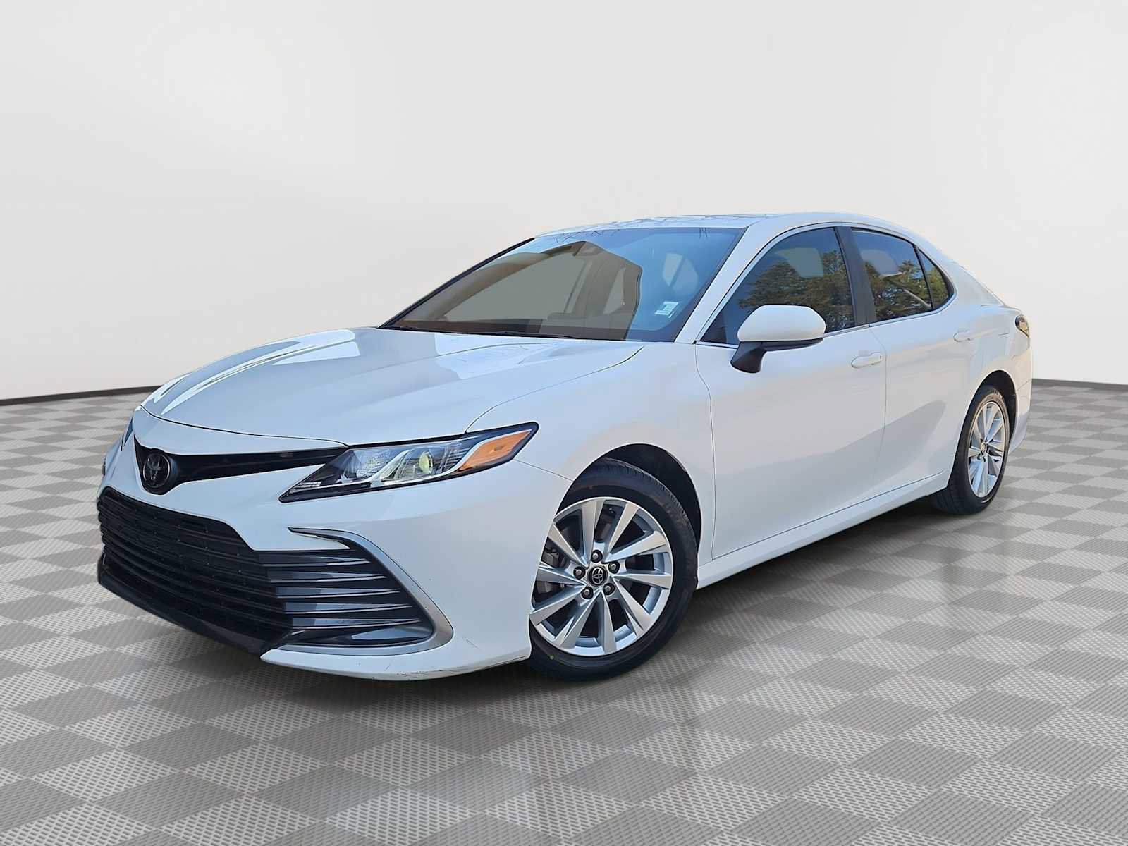 Used 2022 Toyota Camry LE