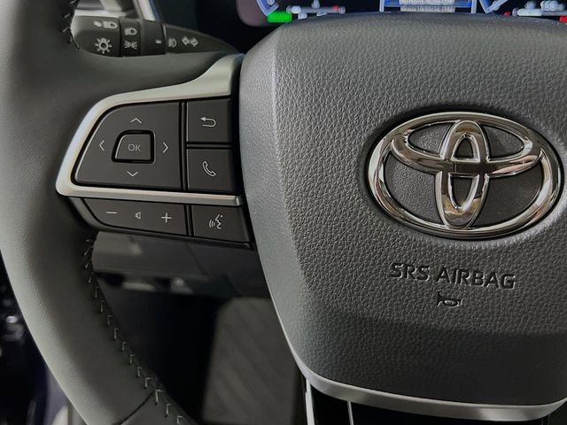 New 2026 Toyota Highlander Platinum image 16