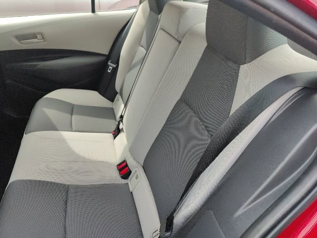 Used 2025 Toyota Corolla LE image 16