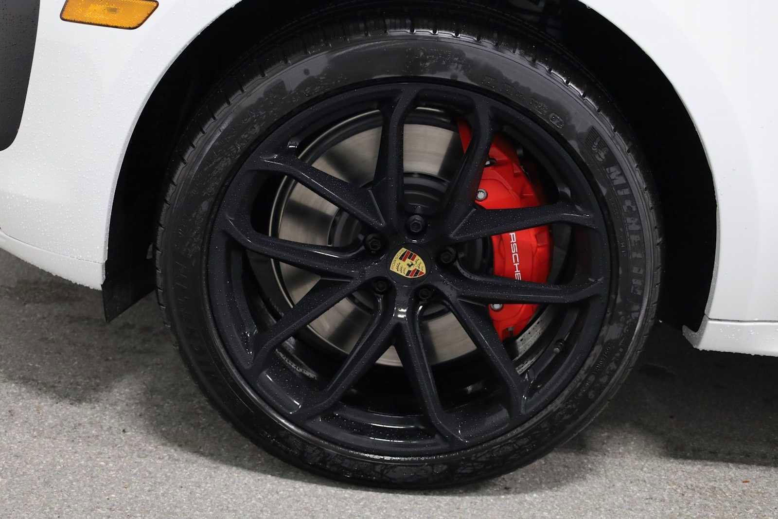 New 2026 Porsche Macan GTS image 39