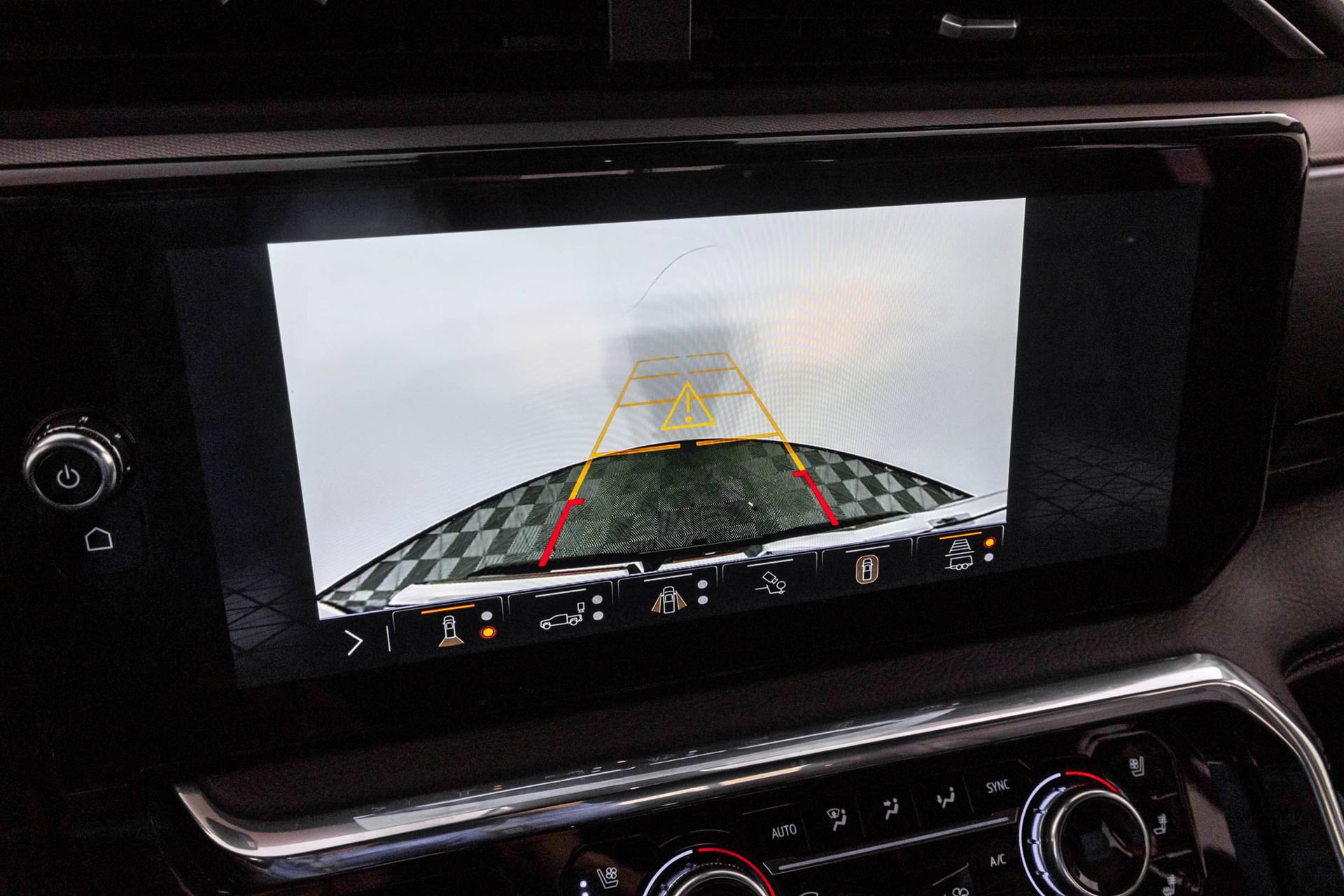 Used 2025 GMC Sierra 1500 Denali AWD/4WD image 10