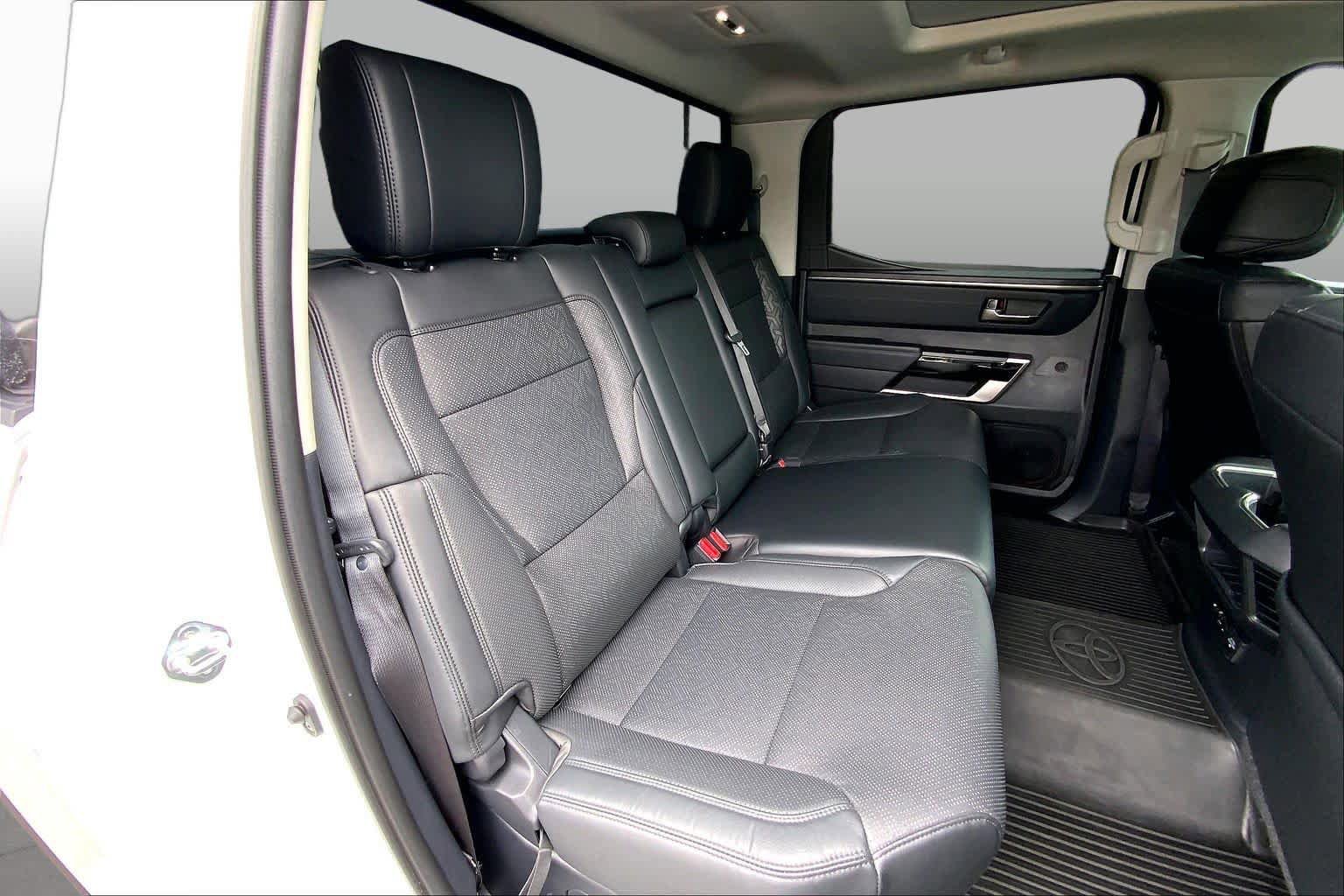 Used 2024 Toyota Tundra Limited AWD/4WD image 19