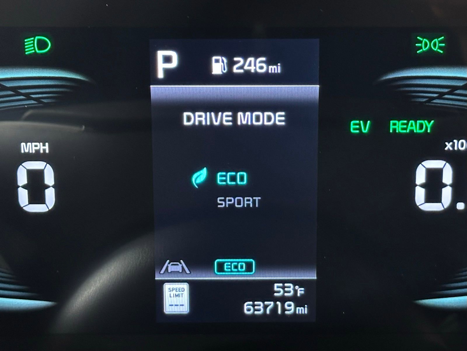 Used 2023 Kia Niro EX Touring image 12