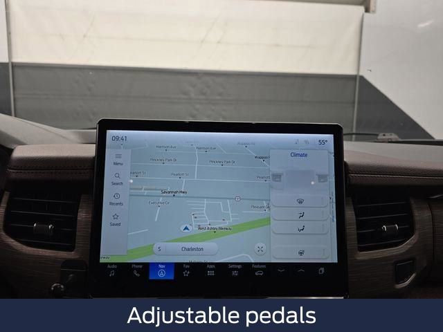 Used 2022 Ford Expedition Max Limited image 40