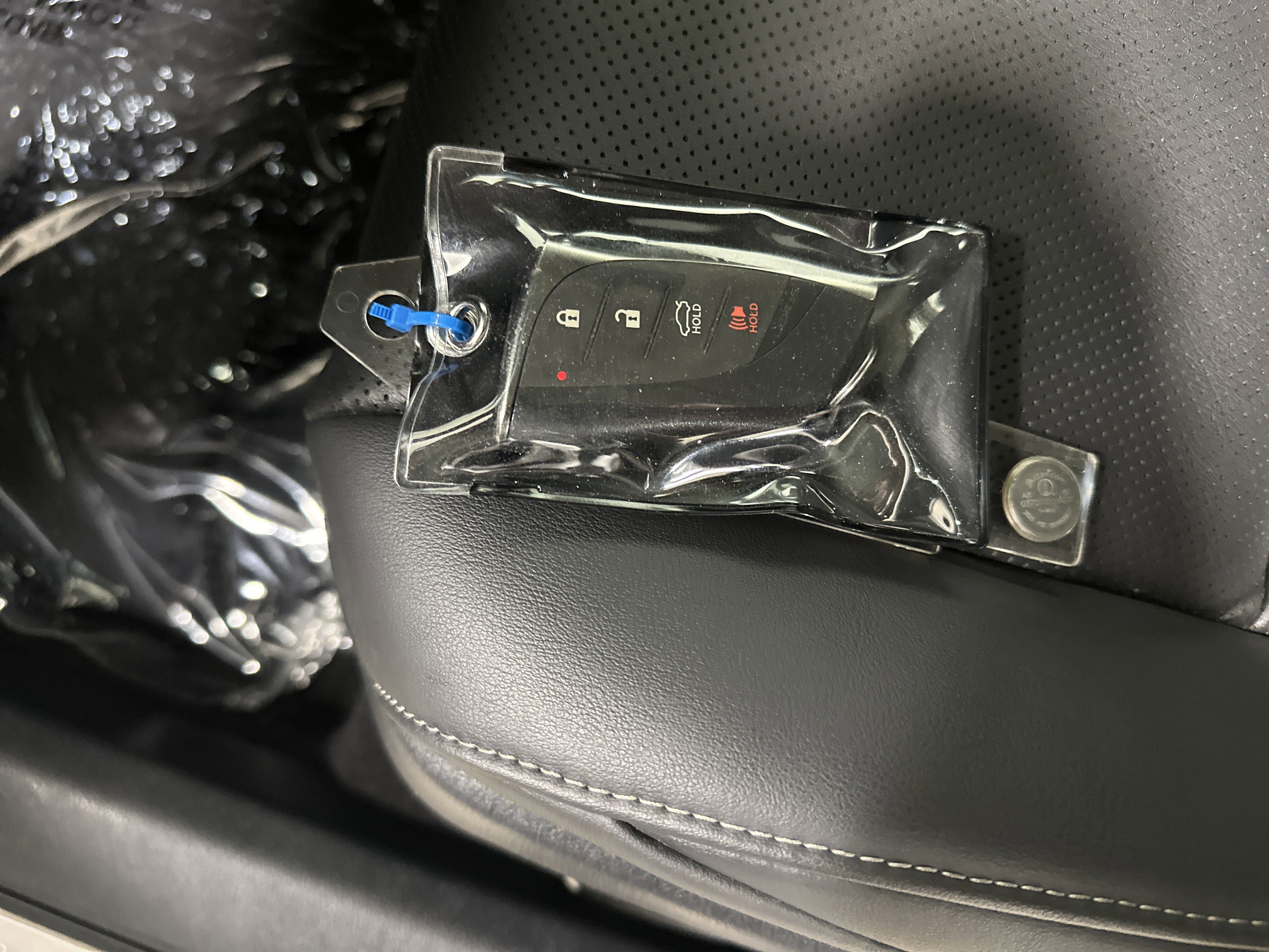 Certified 2023 Lexus ES 350 w/ Premium Package image 36