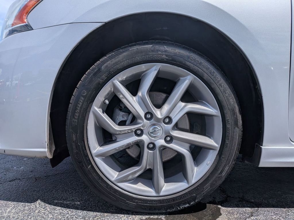 Used 2013 Nissan Sentra SR FWD image 32