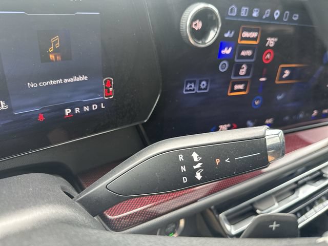 Certified 2025 Chevrolet Traverse Z71 w/ Driver Confidence Package AWD/4WD image 25