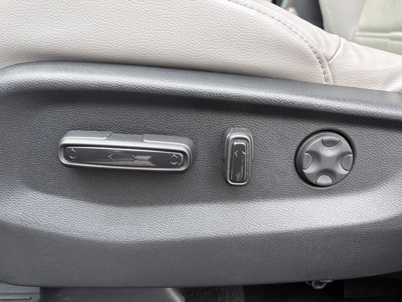 Used 2019 Honda CR-V EX-L image 30