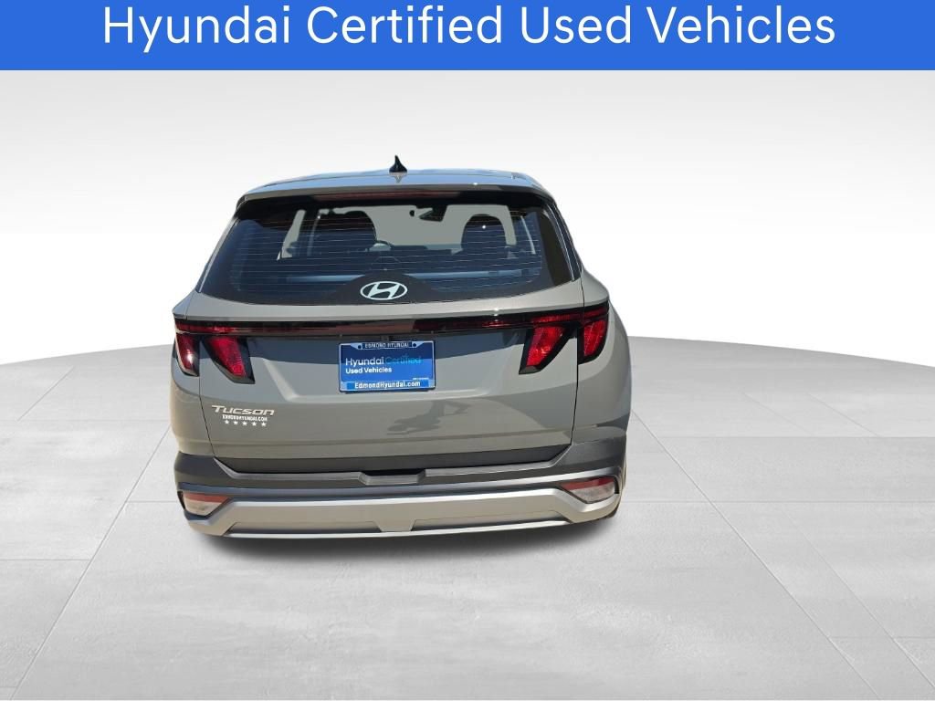 Certified 2025 Hyundai Tucson SE FWD image 7