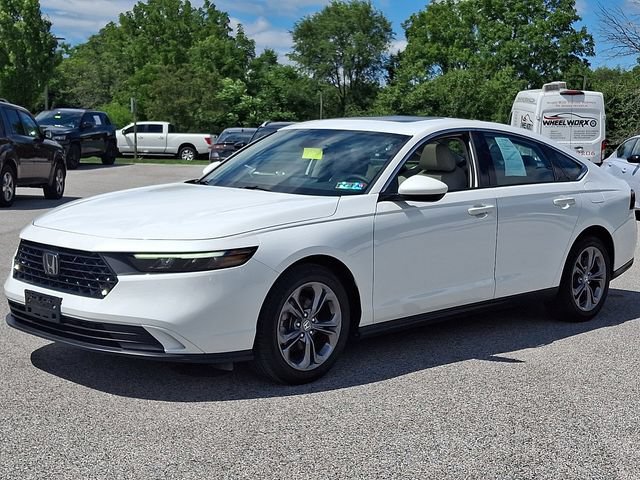 Used 2023 Honda Accord EX image 9