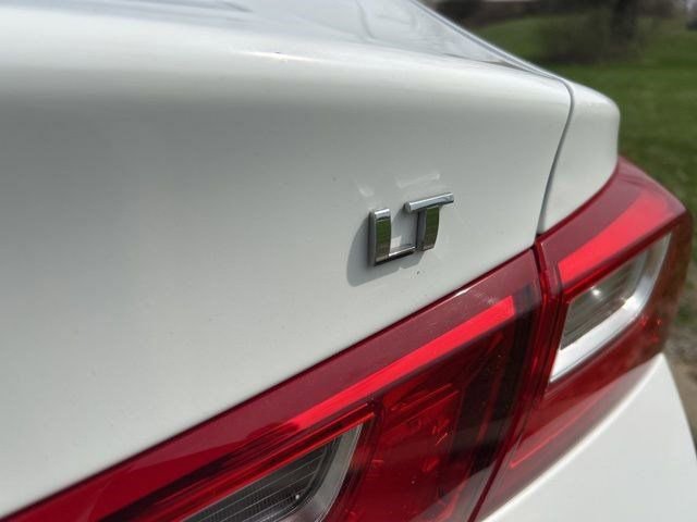 Used 2016 Chevrolet Malibu LT image 48