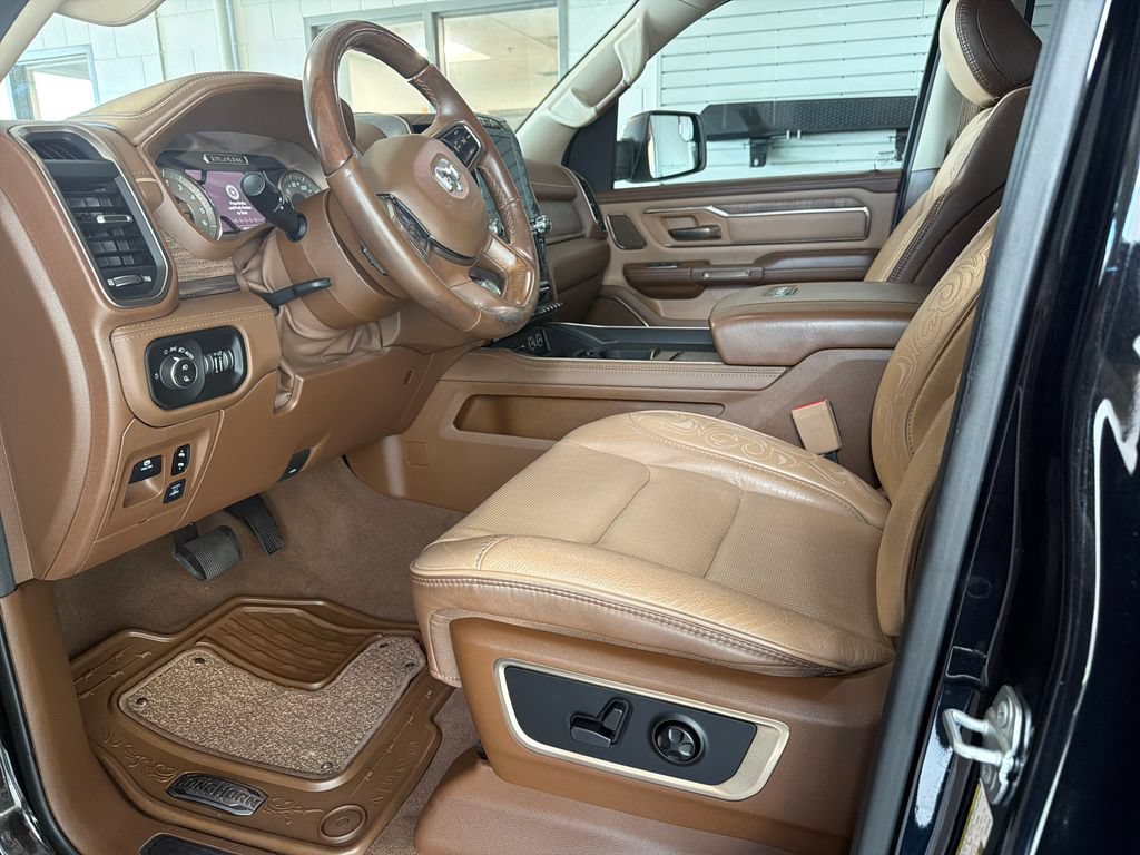 Used 2019 RAM 1500 Limited AWD/4WD image 3