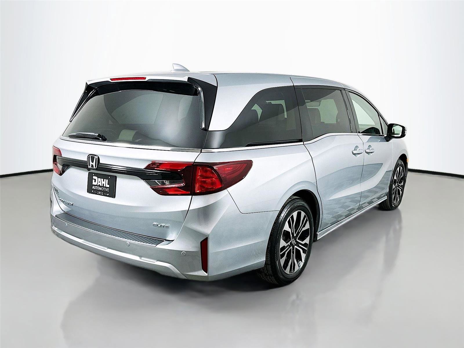 New 2026 Honda Odyssey Elite image 7
