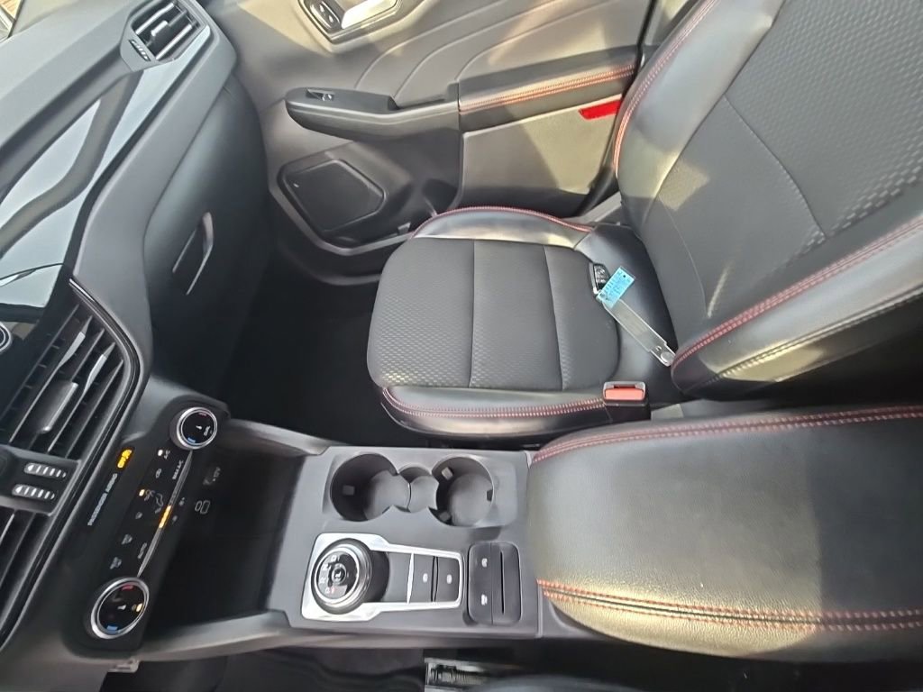 Used 2025 Ford Escape ST-Line FWD image 21