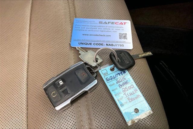 Used 2015 GMC Sierra 2500 Denali w/ Duramax Plus Package image 11