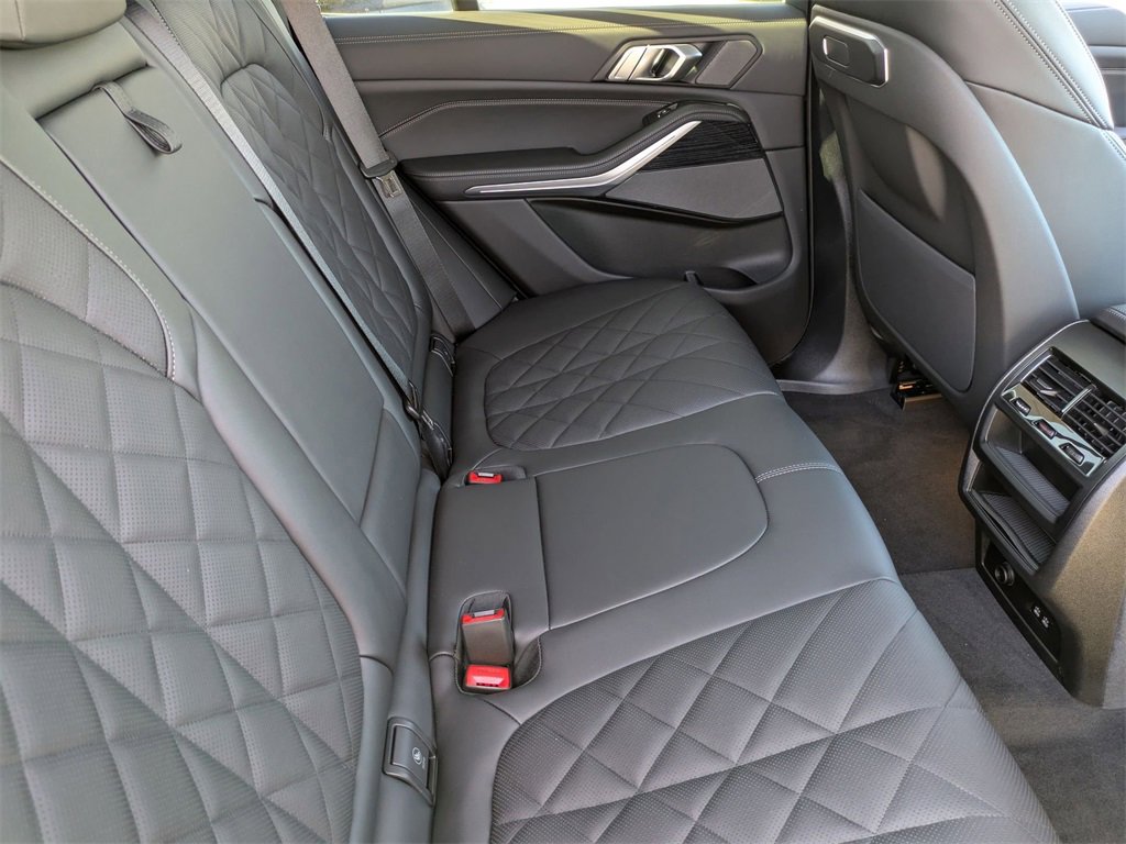 New 2026 BMW X5 xDrive50e w/ M Sport Package image 36