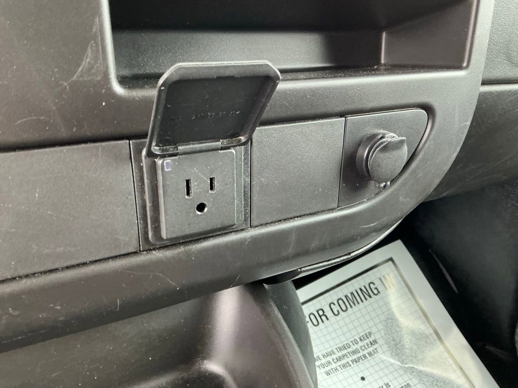 Used 2024 Chevrolet Express 2500 w/ Driver Convenience Package image 32