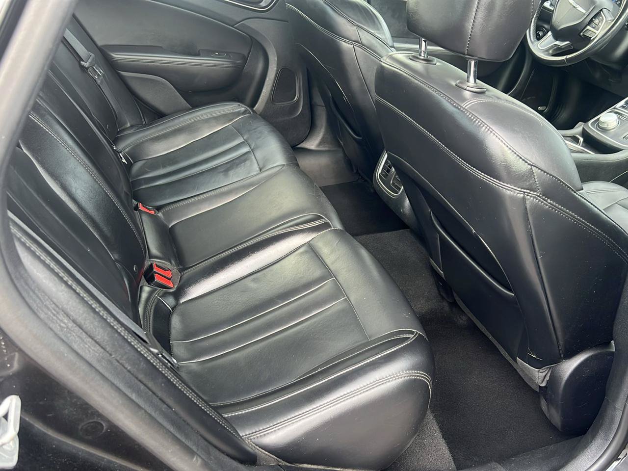 Used 2015 Chrysler 200 C w/ Sun/Sound Group FWD image 11