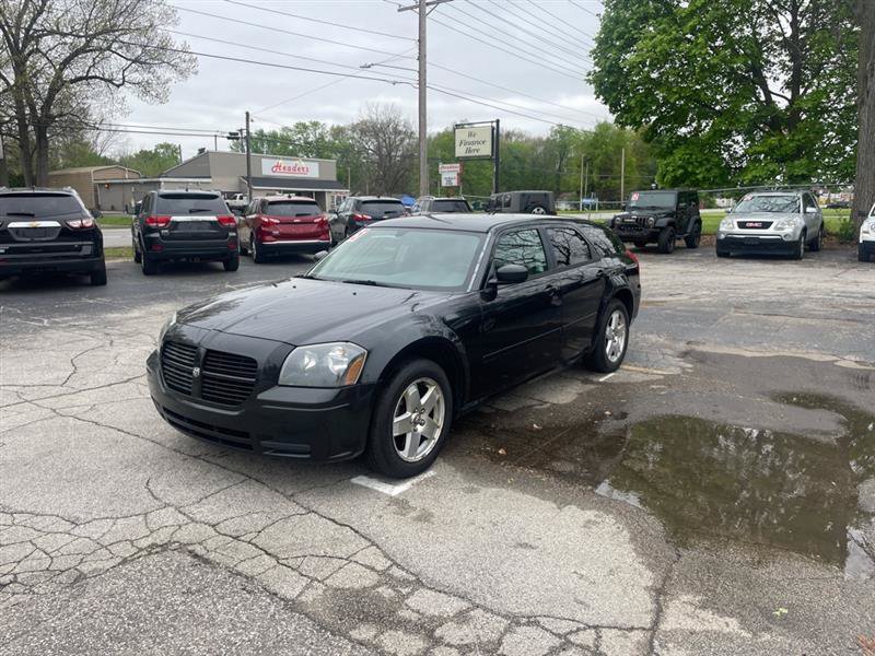 Used 2005 Dodge Magnum SXT w/ Comfort Seating Group AWD/4WD image 1