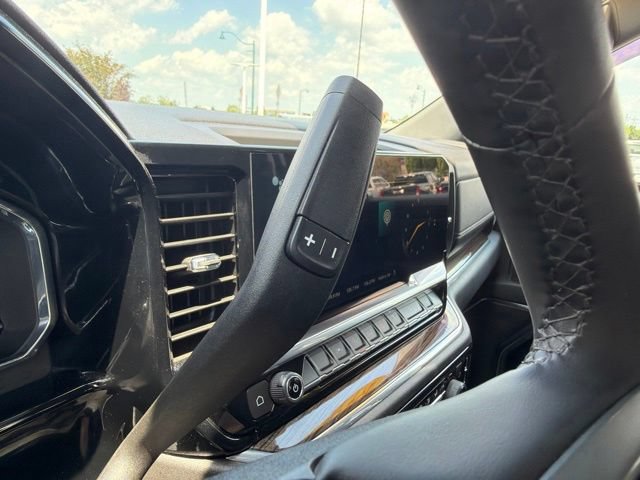 Used 2023 Chevrolet Silverado 1500 LT AWD/4WD image 37