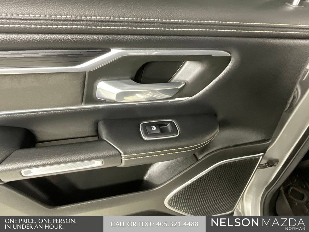 Used 2023 RAM 1500 Laramie AWD/4WD image 19