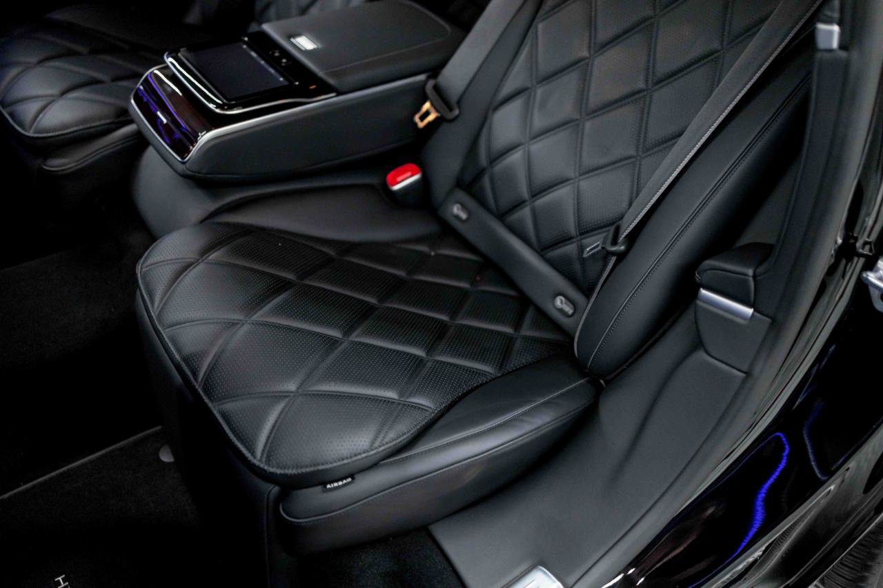 Used 2023 Mercedes-Benz Maybach S 580 4MATIC image 56