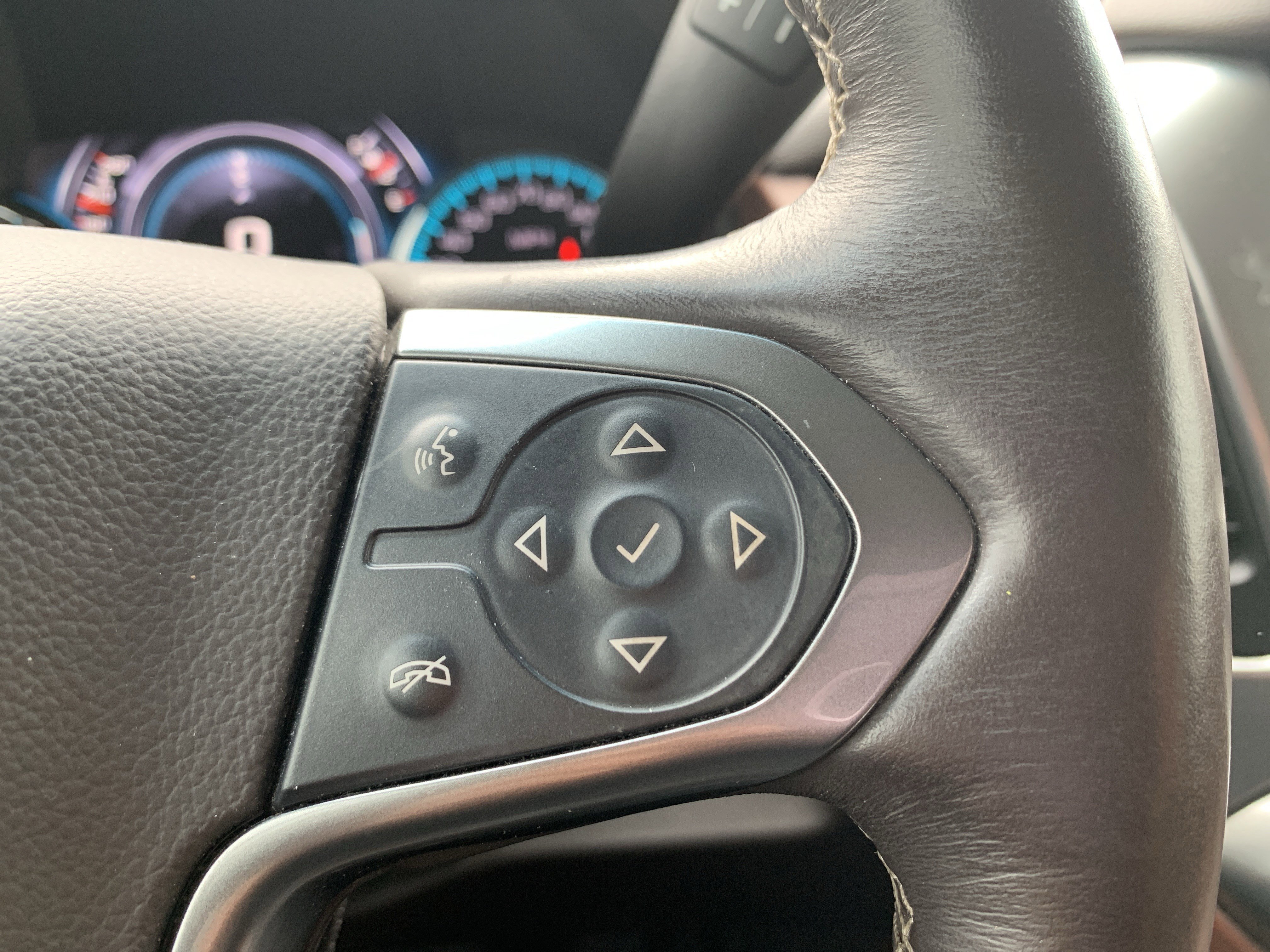 Used 2016 Chevrolet Tahoe LTZ image 19