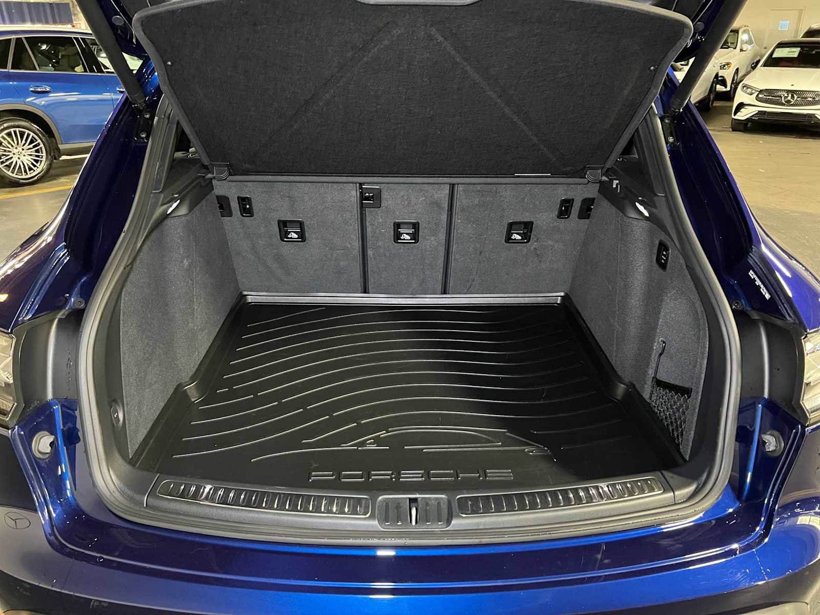 Used 2024 Porsche Macan GTS image 17