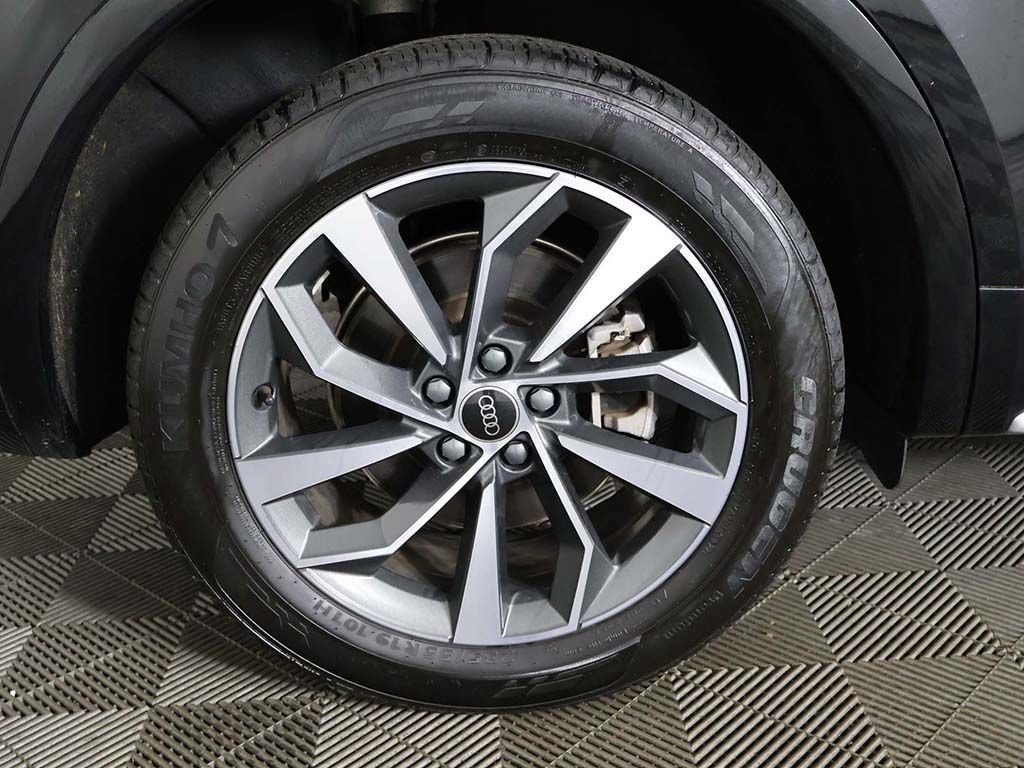 Used 2023 Audi Q5 2.0T Premium Plus w/ Premium Plus Package AWD/4WD image 23