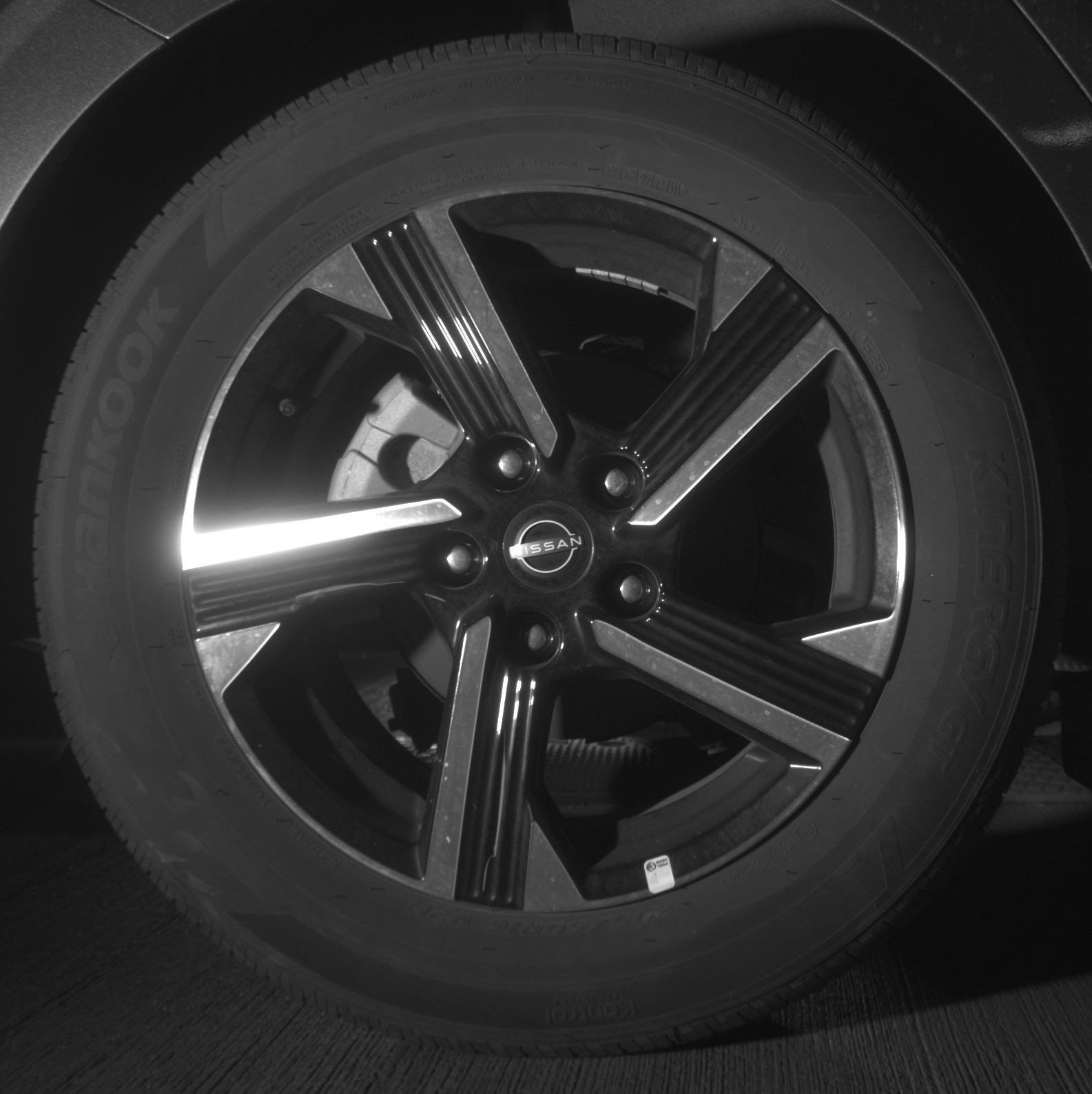 Used 2025 Nissan Sentra SV FWD image 15