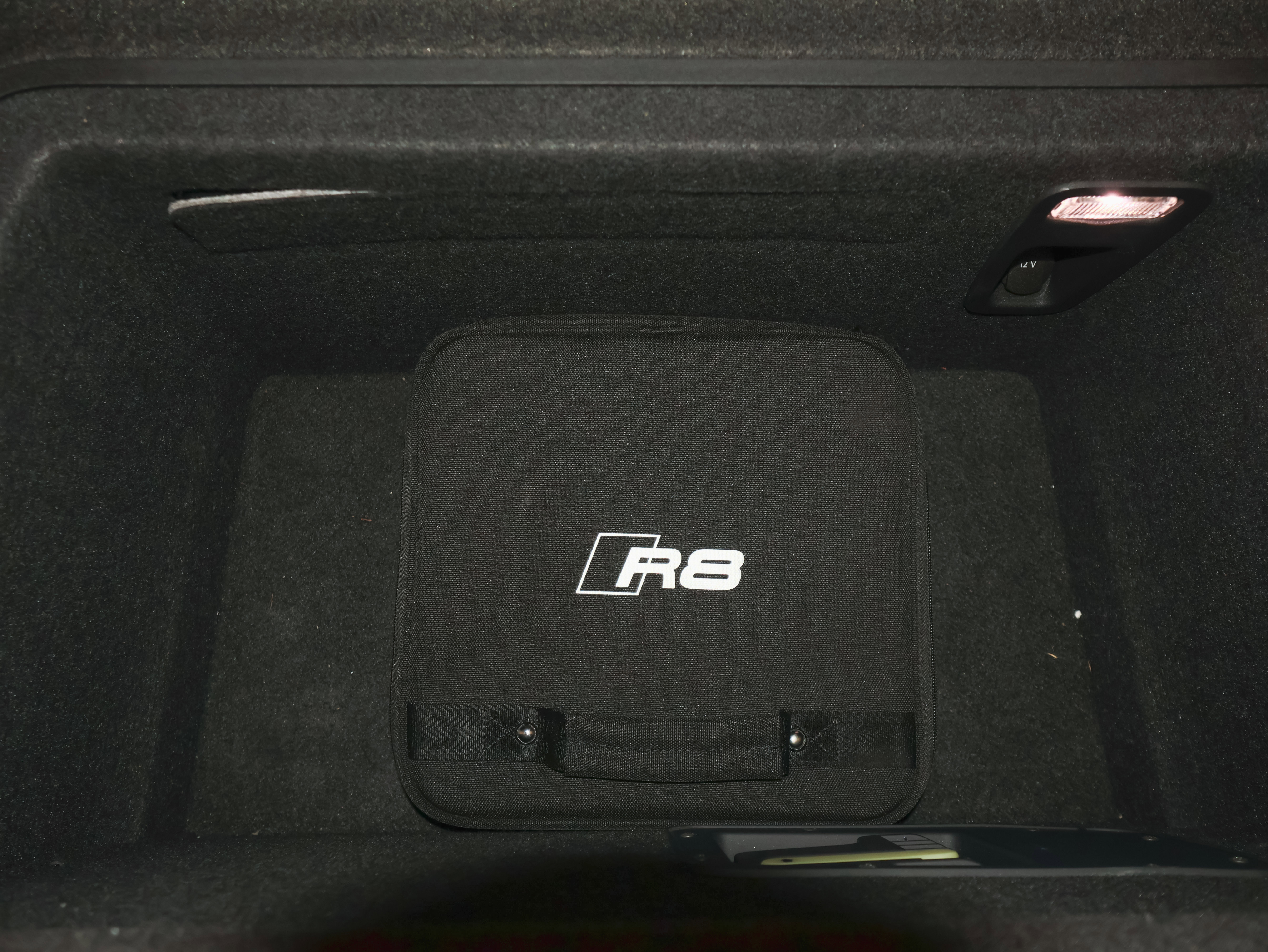 Used 2020 Audi R8 V10 performance image 12