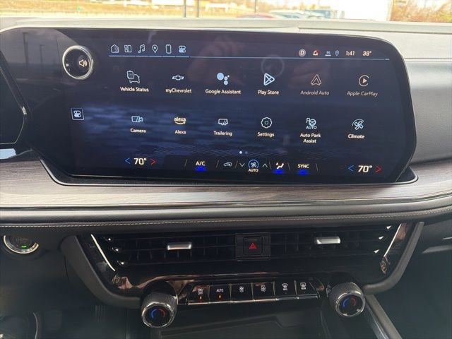 Used 2025 Chevrolet Suburban LS image 24