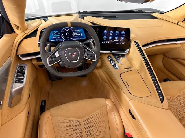 Used 2023 Chevrolet Corvette Stingray Premium Conv w/ Z51 Performance Package RWD image 3