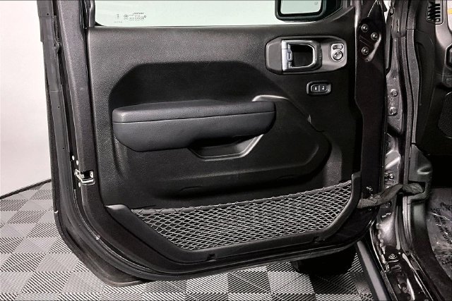 Used 2024 Jeep Wrangler Unlimited Sport AWD/4WD image 24