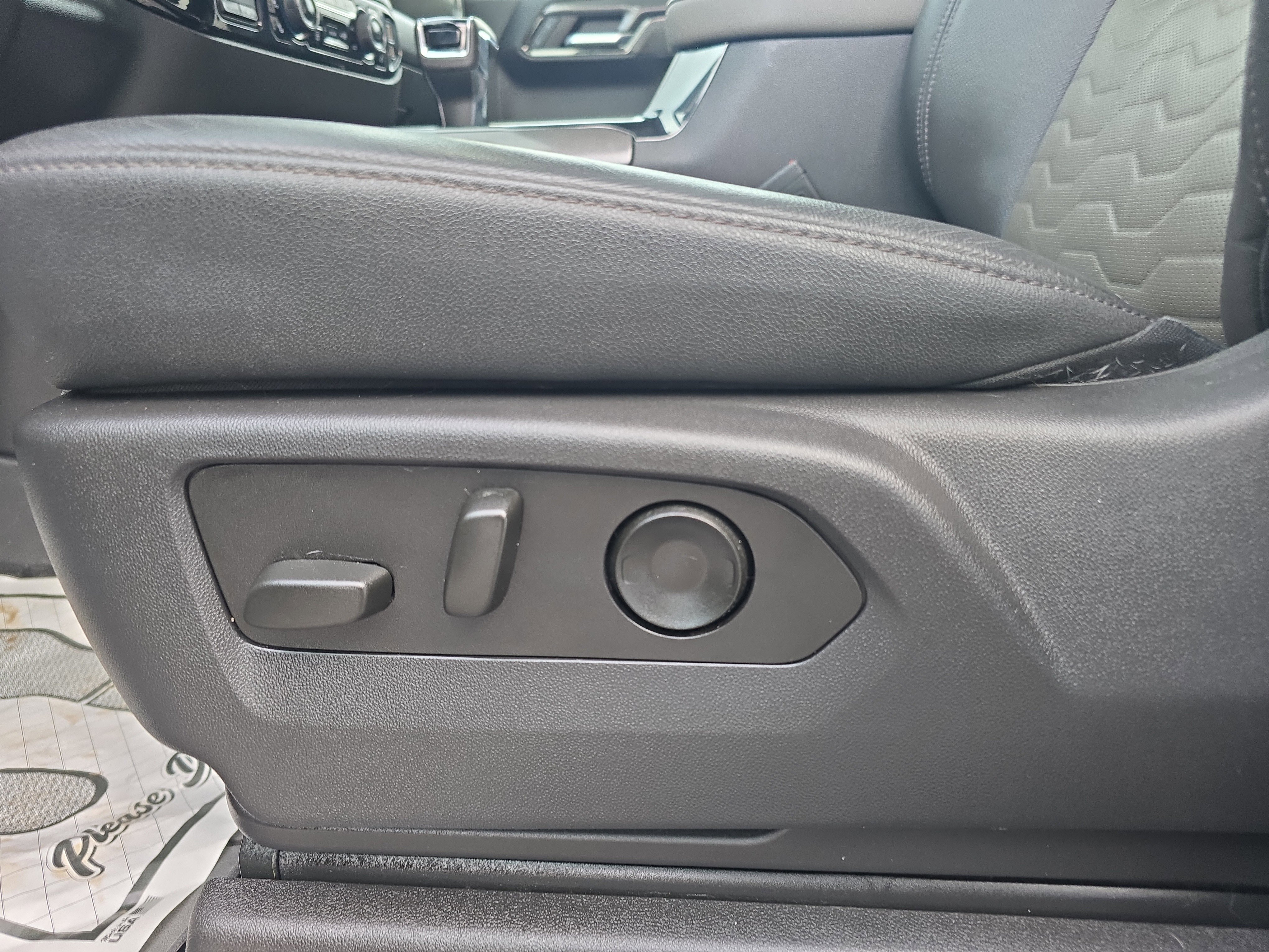 Used 2023 Chevrolet Silverado 1500 ZR2 w/ Technology Package image 15