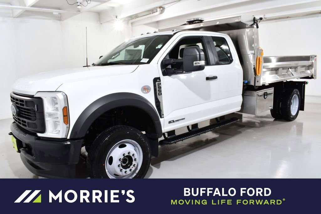 New 2025 Ford F550 4x4 SuperCab Super Duty image 1