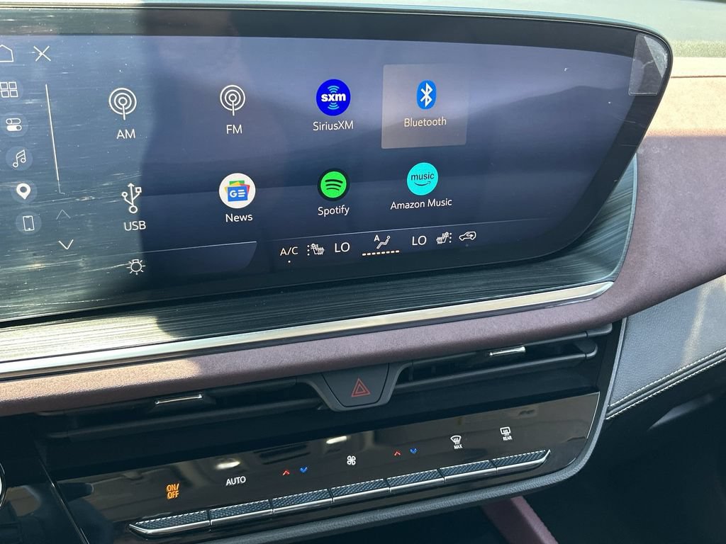 Used 2025 Buick Envision Sport Touring AWD/4WD image 13