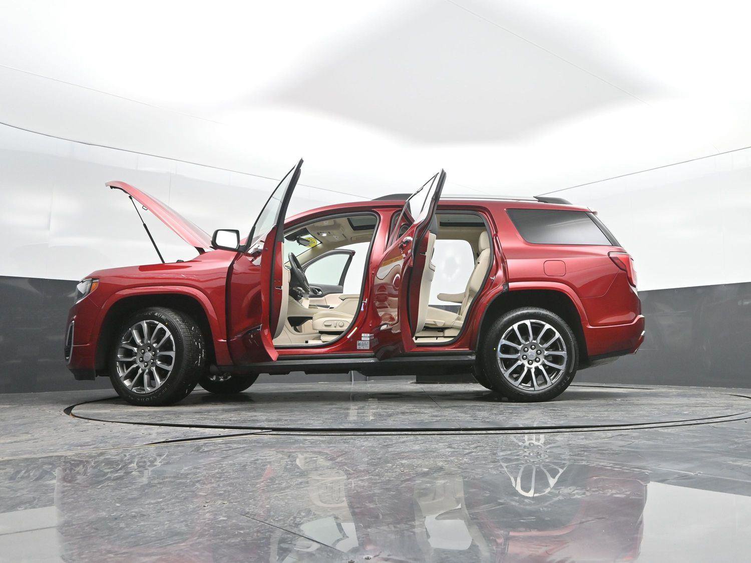 Used 2023 GMC Acadia Denali w/ Denali Ultimate Package image 56