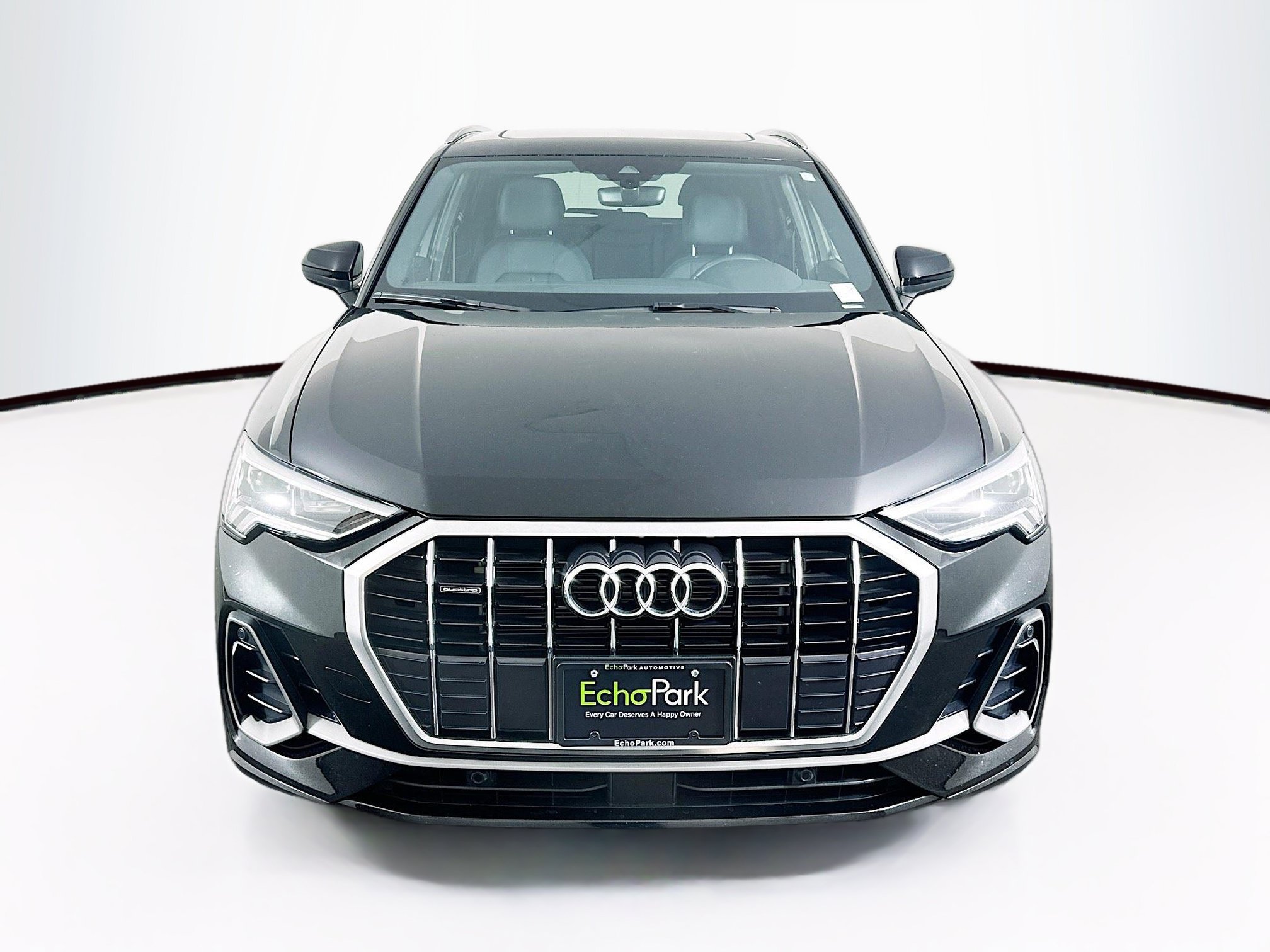 Used 2025 Audi Q3 2.0T Premium AWD/4WD image 2
