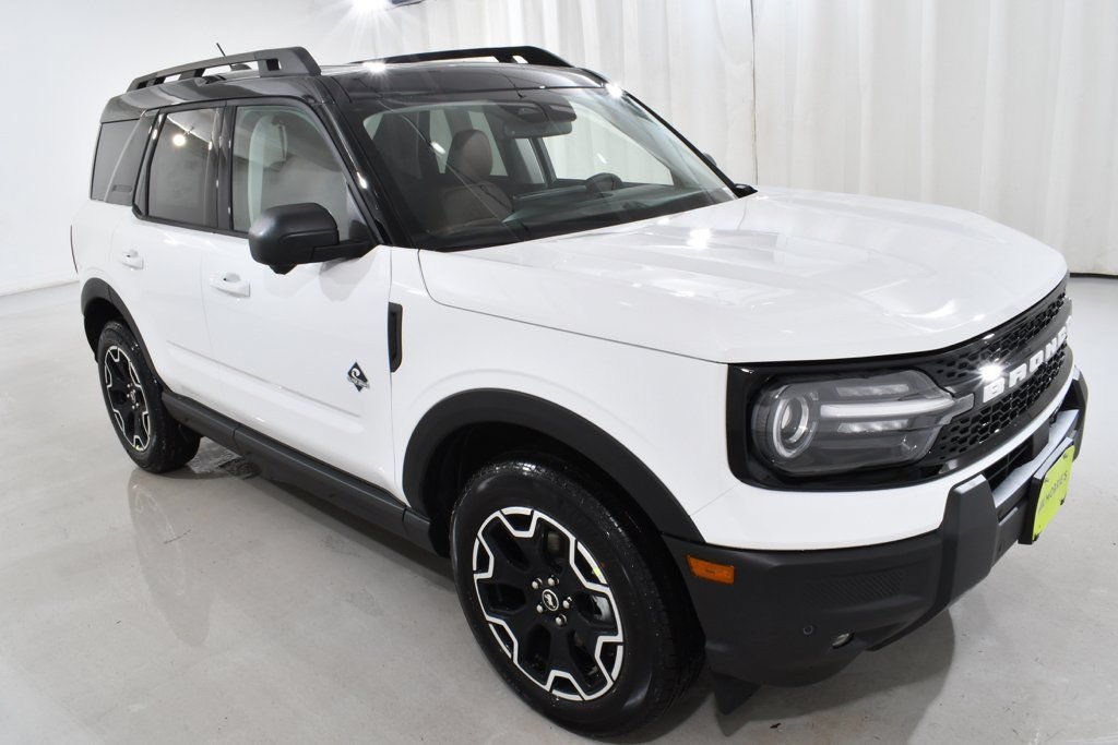 New 2025 Ford Bronco Sport Outer Banks w/ Outer Banks Tech Package+ AWD/4WD image 5